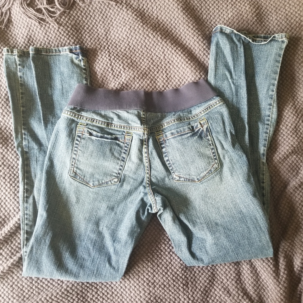 🛍Medium Long Maternity Jean's EUC Old Navy - Picture 3 of 5